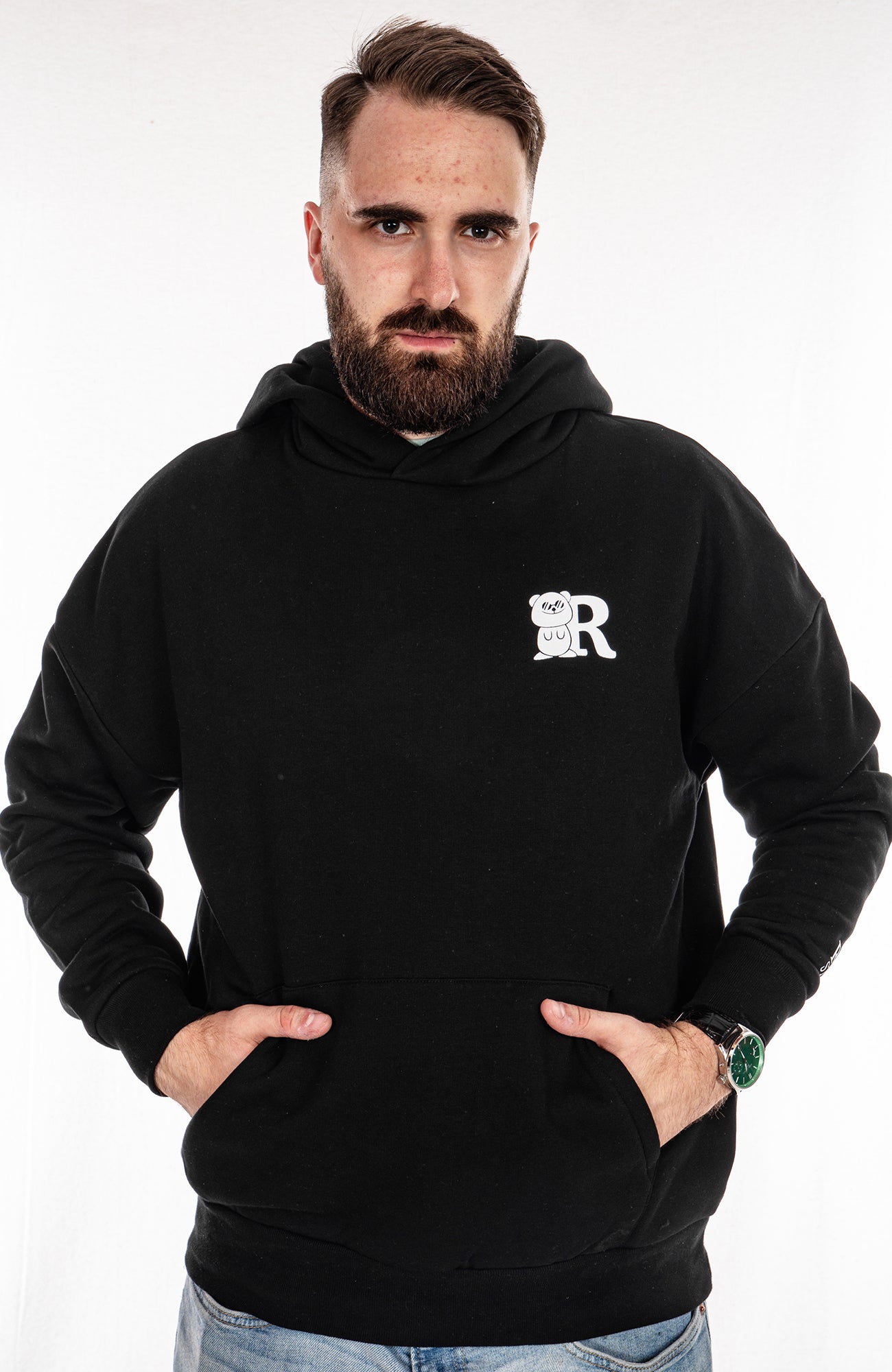 Rild Studios – Essential Hoodie Black
