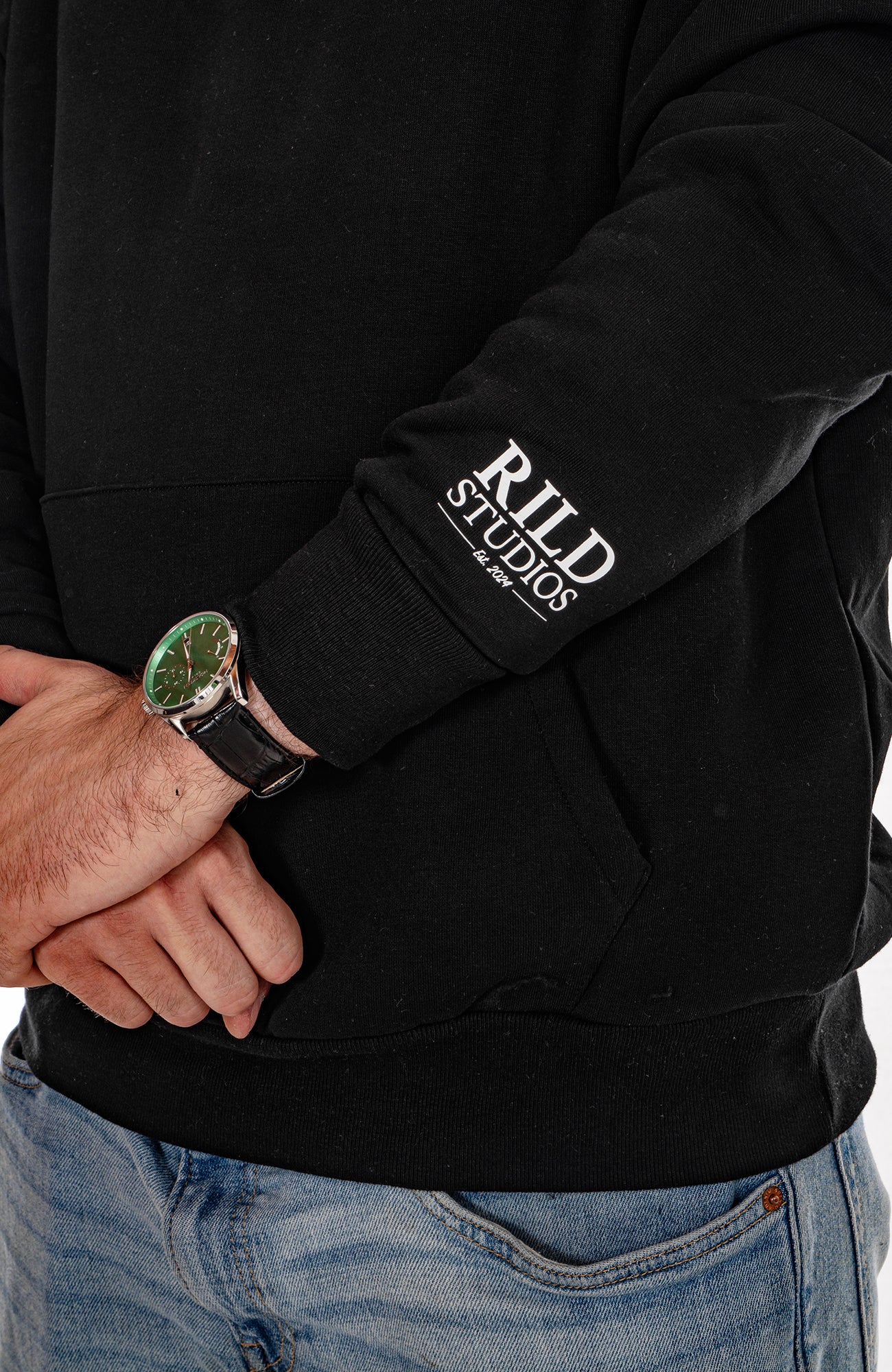 Rild Studios – Essential Hoodie Black
