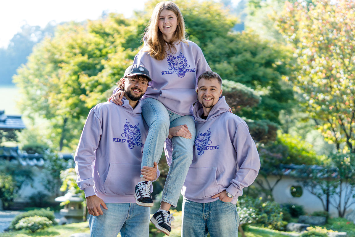 Rild Studios – Rild Nights Flieder Dragon-Hoodie (Vorbestellbar bis 01.11.26)
